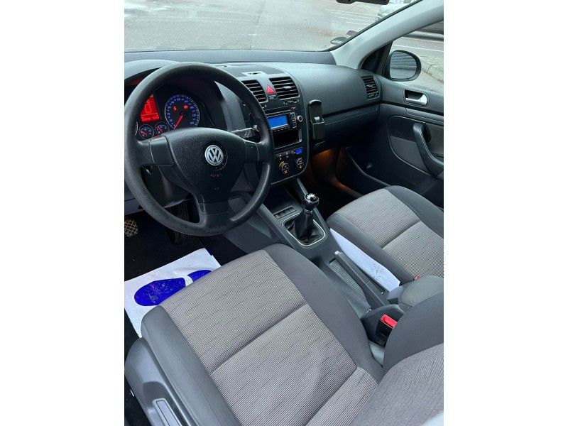 Volkswagen Golf | 4