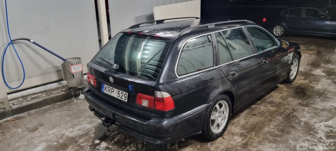 BMW 530 | 4