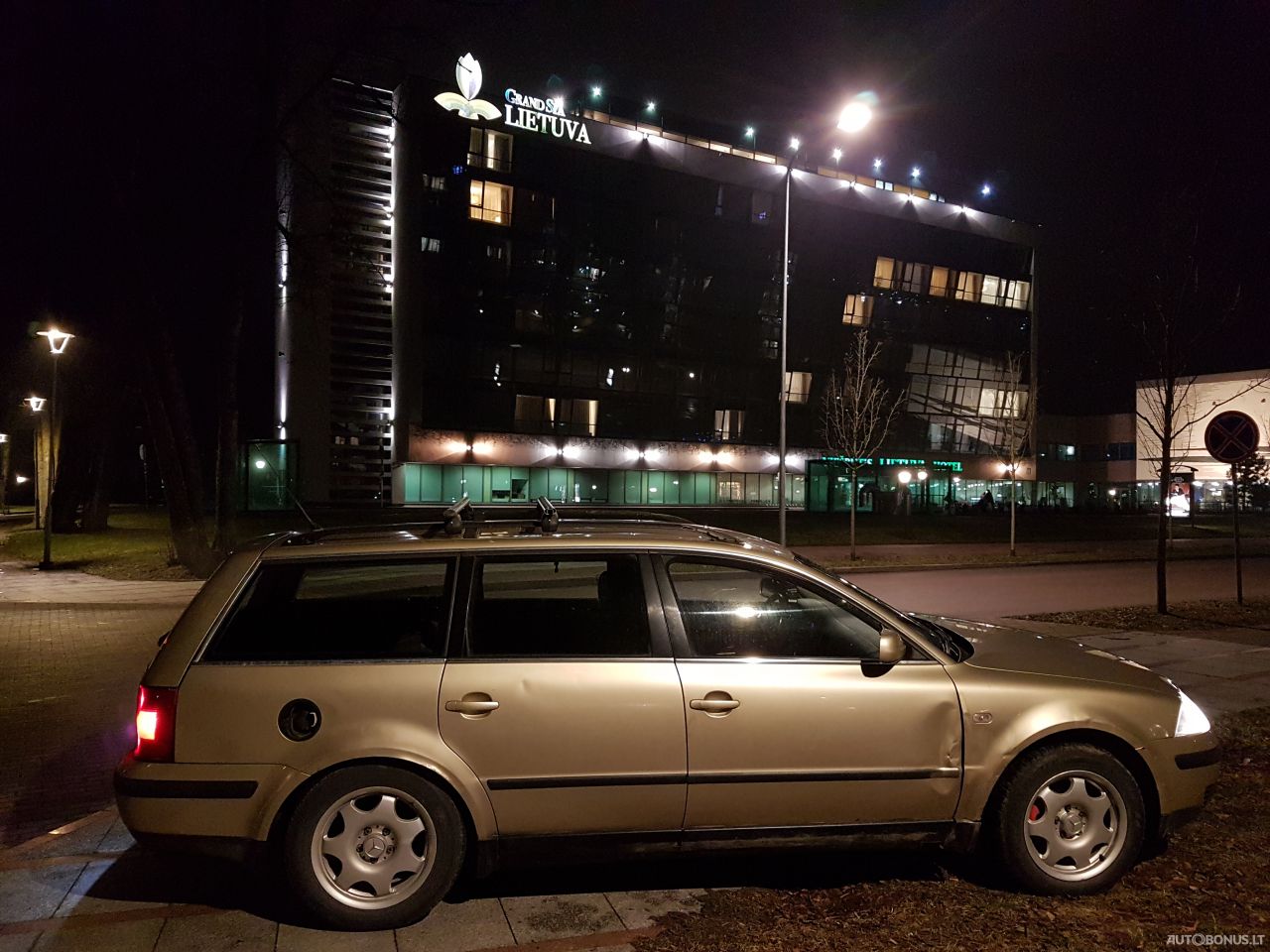 Volkswagen Passat | 11