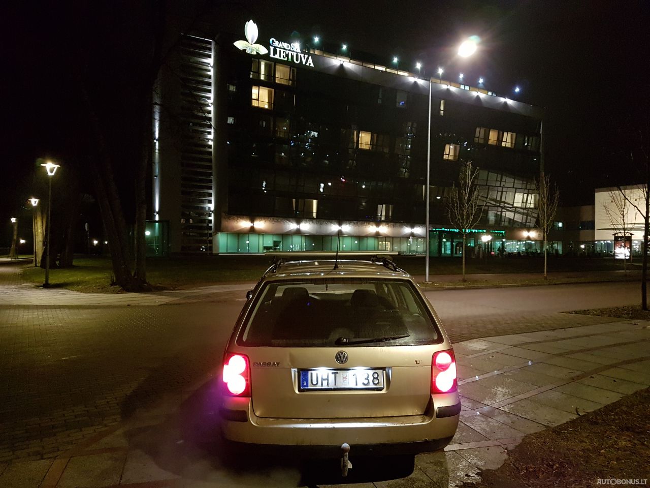 Volkswagen Passat | 16