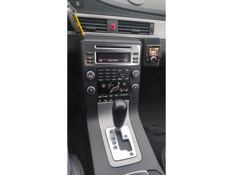 Volvo XC70 | 6
