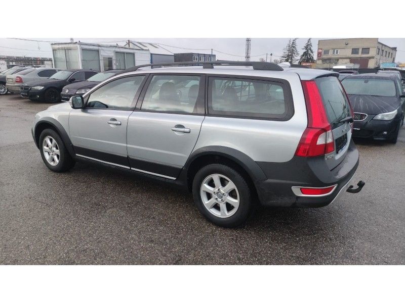 Volvo XC70 | 4