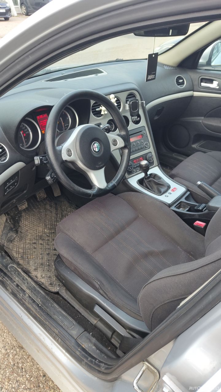 Alfa Romeo 159 | 7