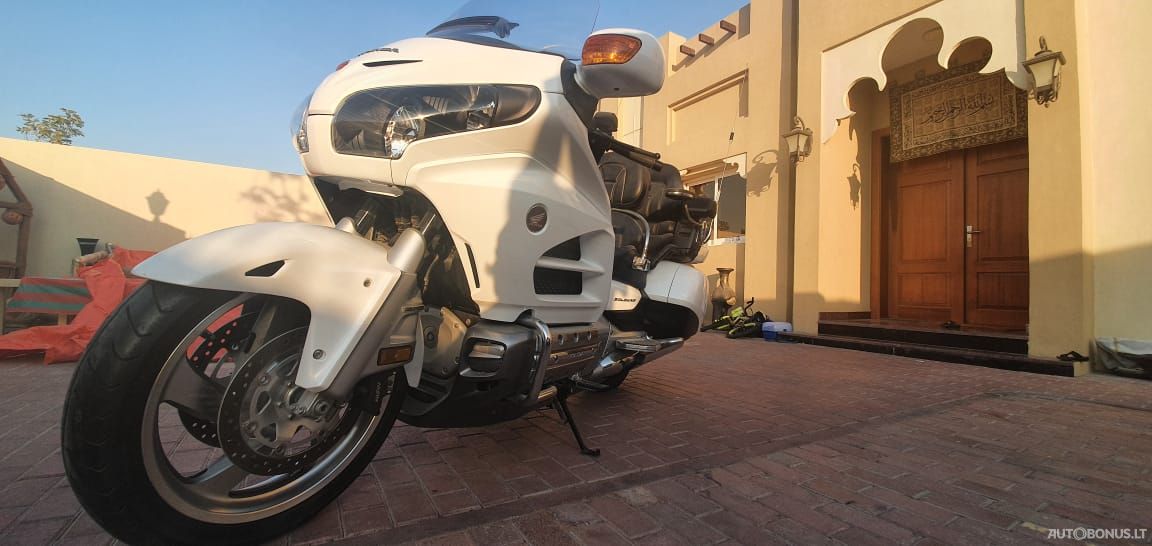 Honda Gold Wing, Super bike | 1