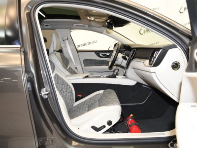 Volvo V60 | 3