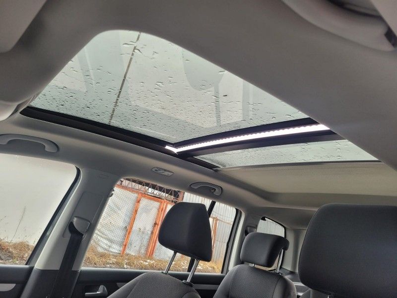 Volkswagen Touran | 5
