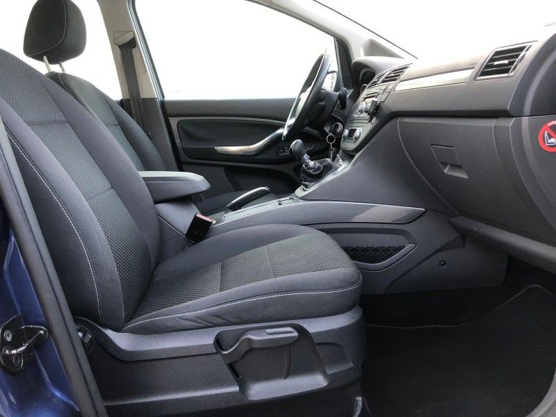 Ford C-MAX | 12