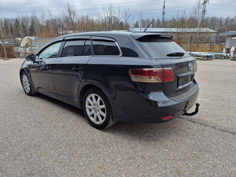 Toyota Avensis | 1