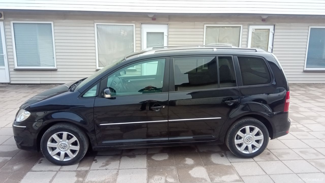 Volkswagen Touran | 1