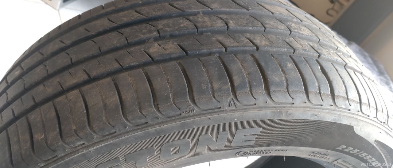 Roadstone Nfera ru1 SUV summer tyres | 2