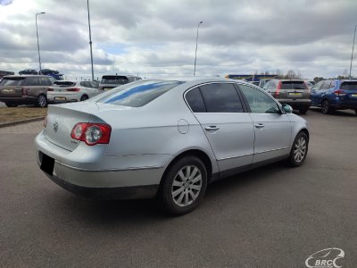 Volkswagen Passat | 1