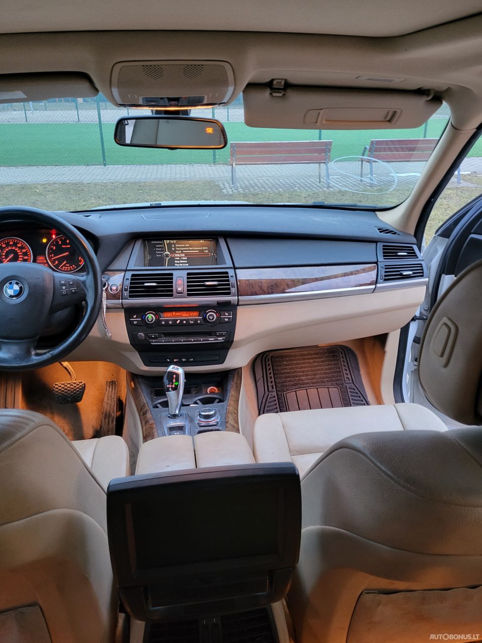 BMW X5 | 9