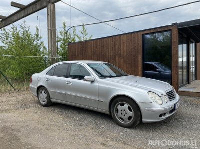 Mercedes-Benz E220 | 1