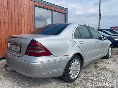 Mercedes-Benz C220 | 3