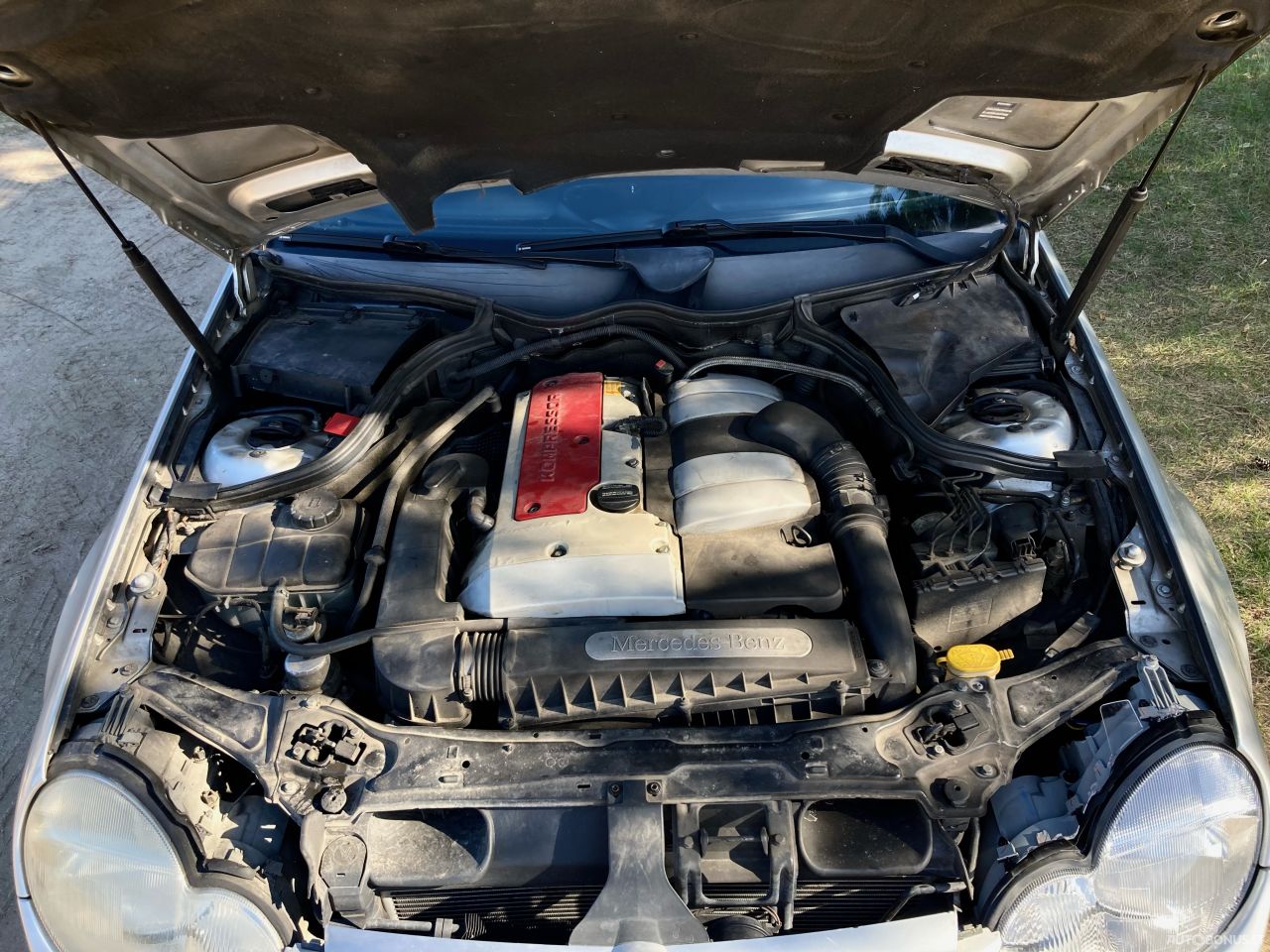 Mercedes-Benz C200 | 9