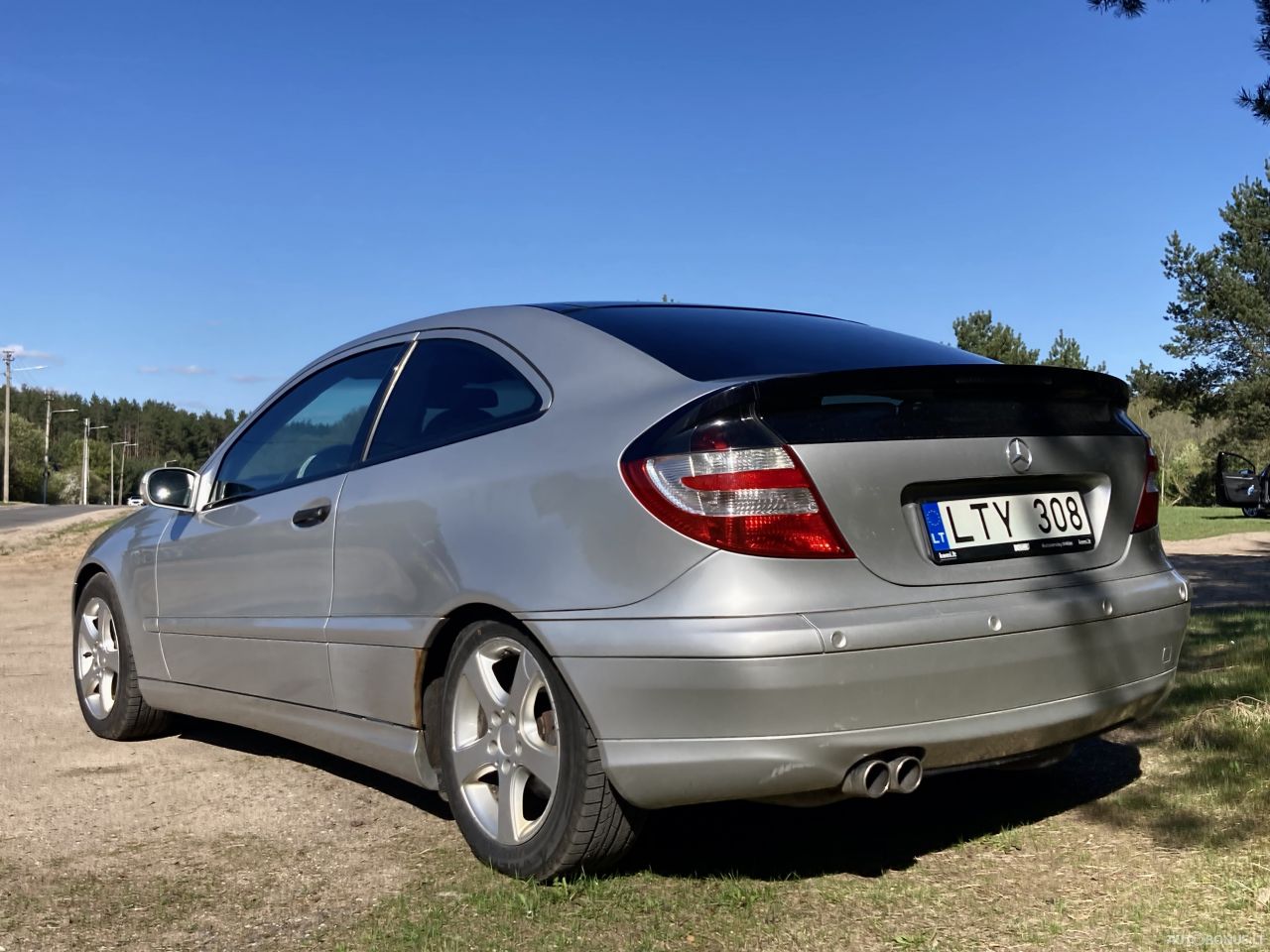 Mercedes-Benz C200 | 2