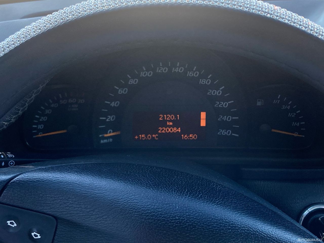 Mercedes-Benz C200 | 4
