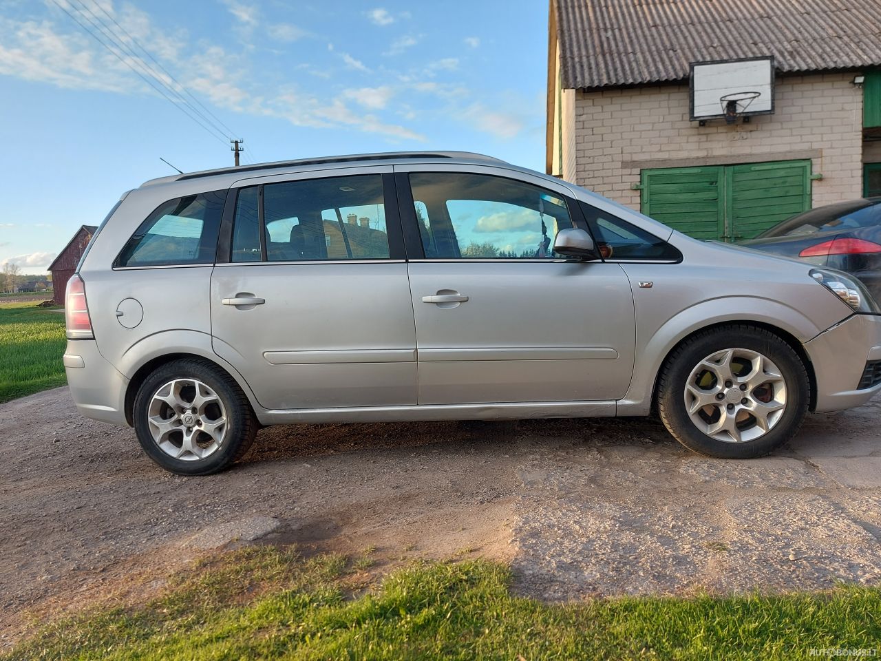 Opel Zafira | 1