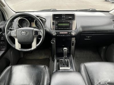 Toyota Land Cruiser | 2