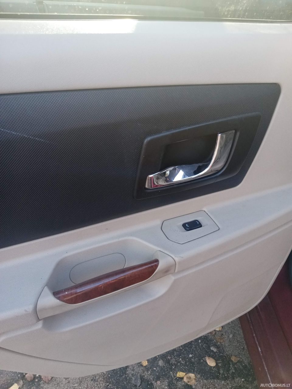Cadillac SRX | 12