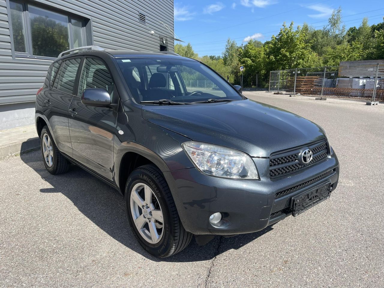 Toyota RAV4 | 2