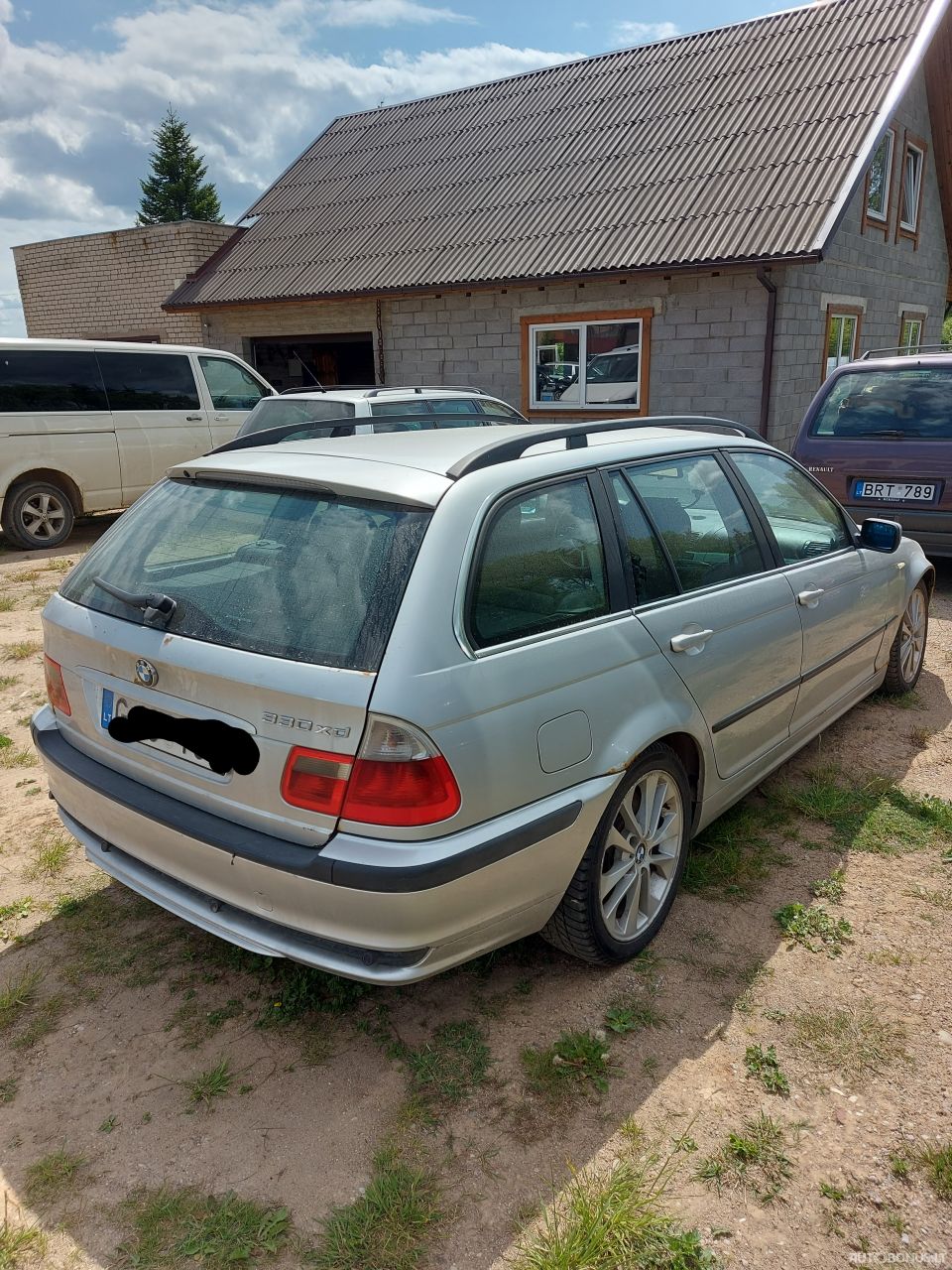 BMW 330 | 2