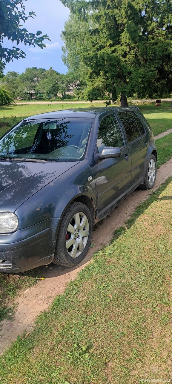Volkswagen Golf | 6