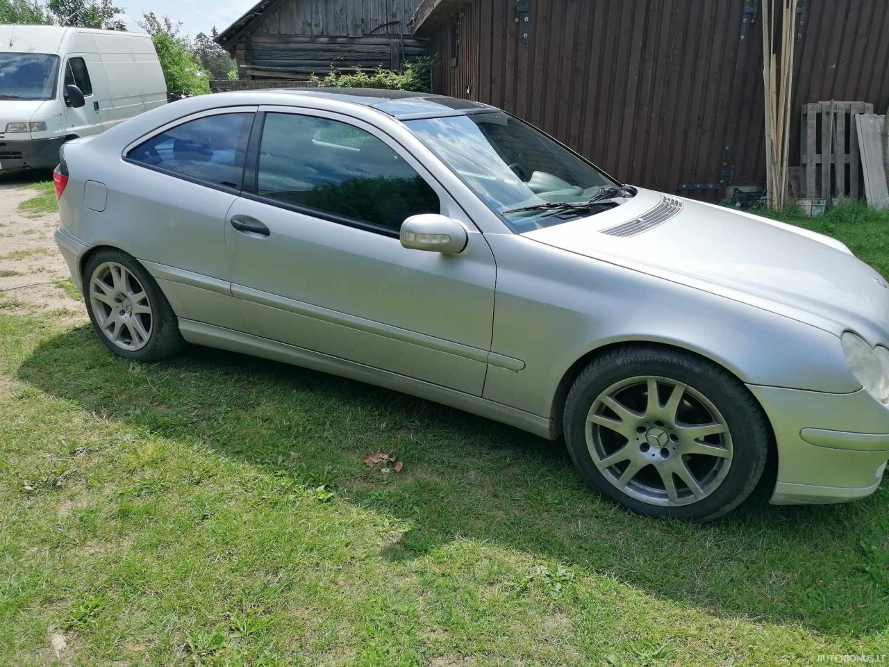 Mercedes-Benz CL200 | 1