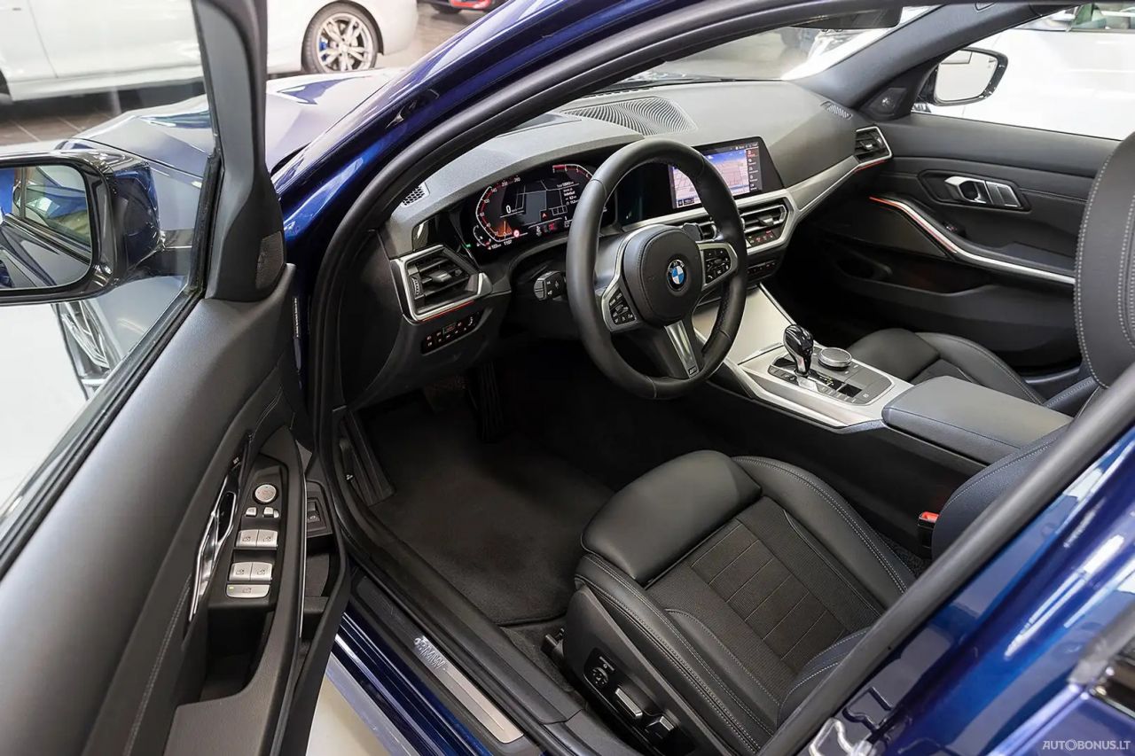 BMW 330 | 6