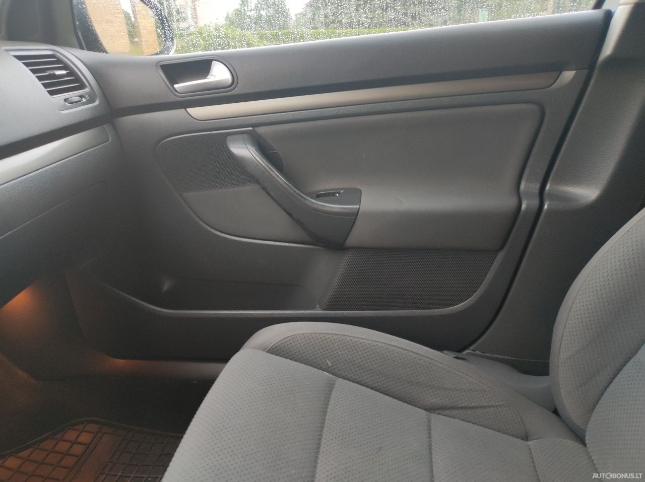 Volkswagen Golf | 9