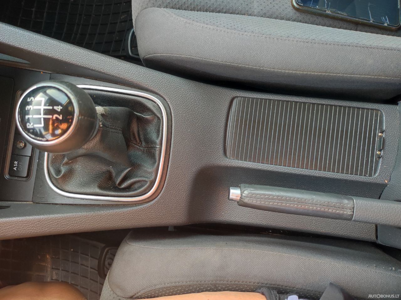 Volkswagen Golf | 13