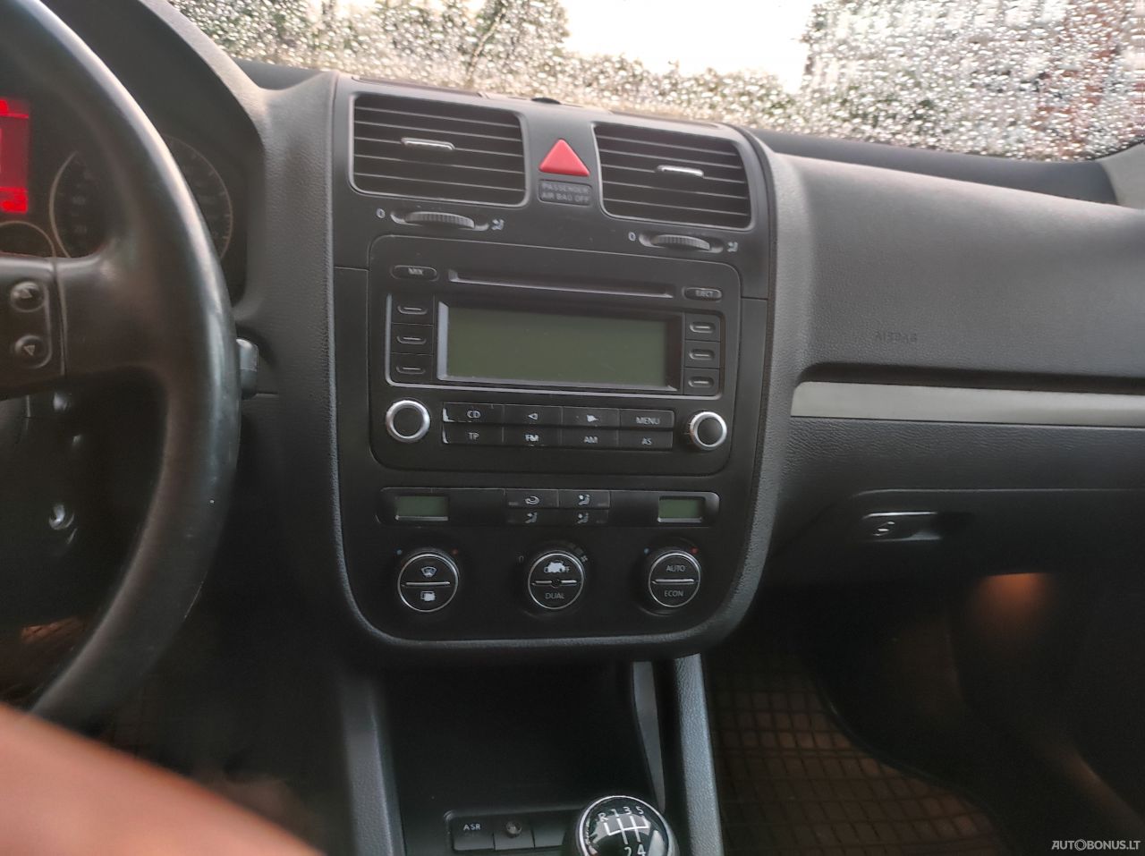 Volkswagen Golf | 8
