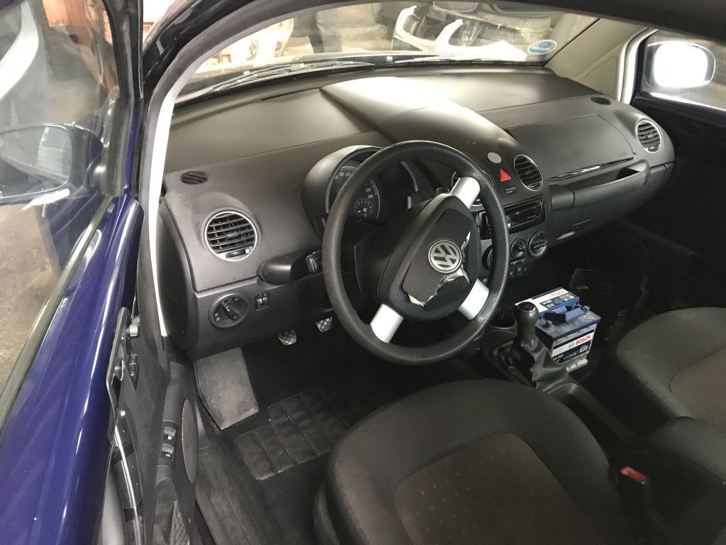 Volkswagen, Hatchback | 3