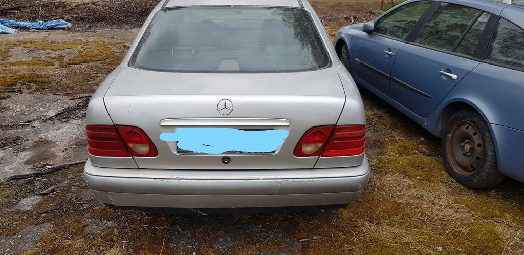 Mercedes-Benz, Saloon | 2