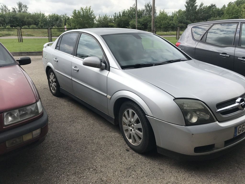 Opel, Sedanas