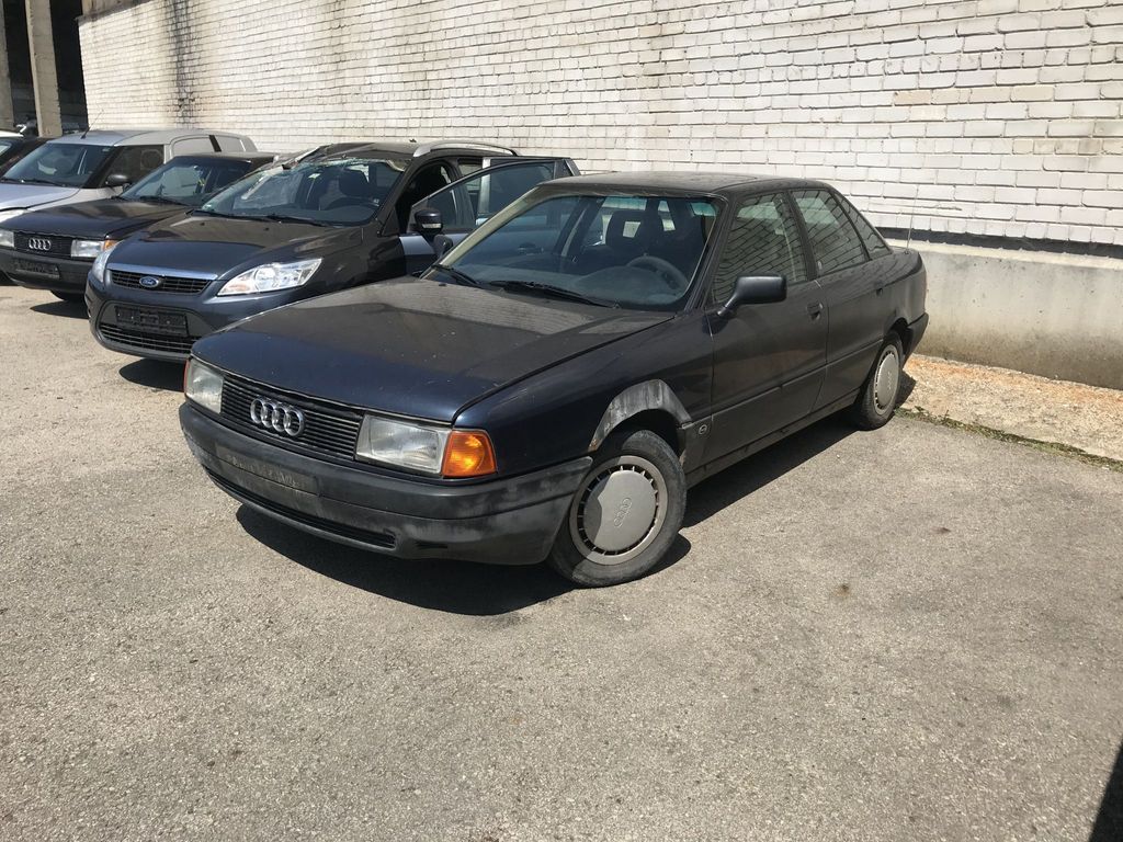 Audi, Sedanas | 3