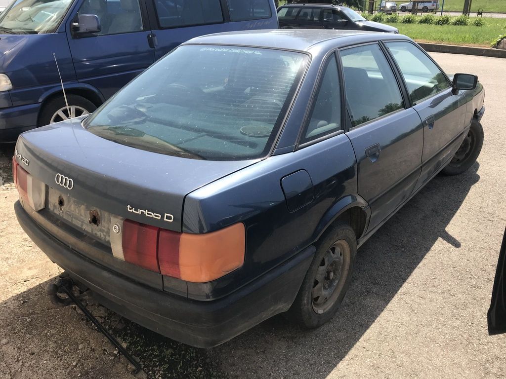 Audi, Sedanas | 2