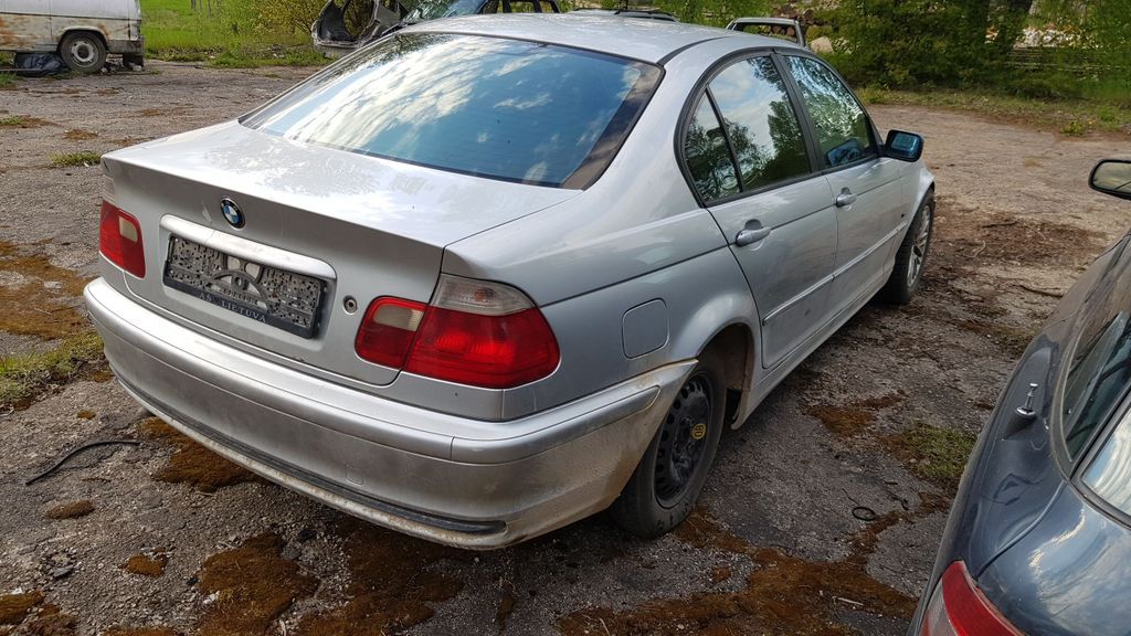 BMW, Saloon | 2