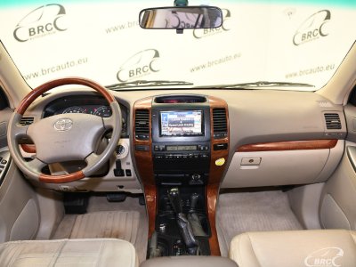 Toyota Land Cruiser | 2