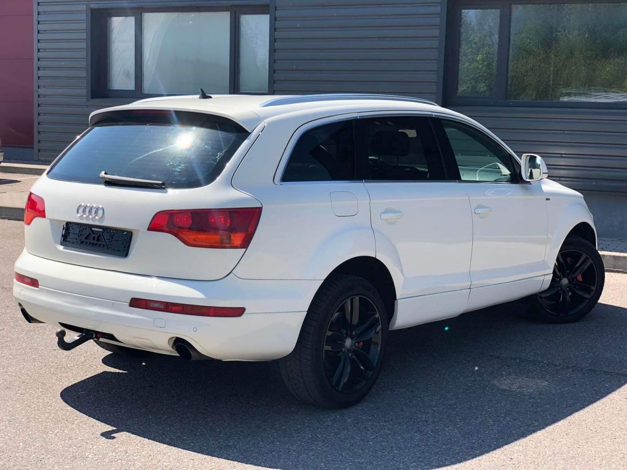 Audi Q7 | 6