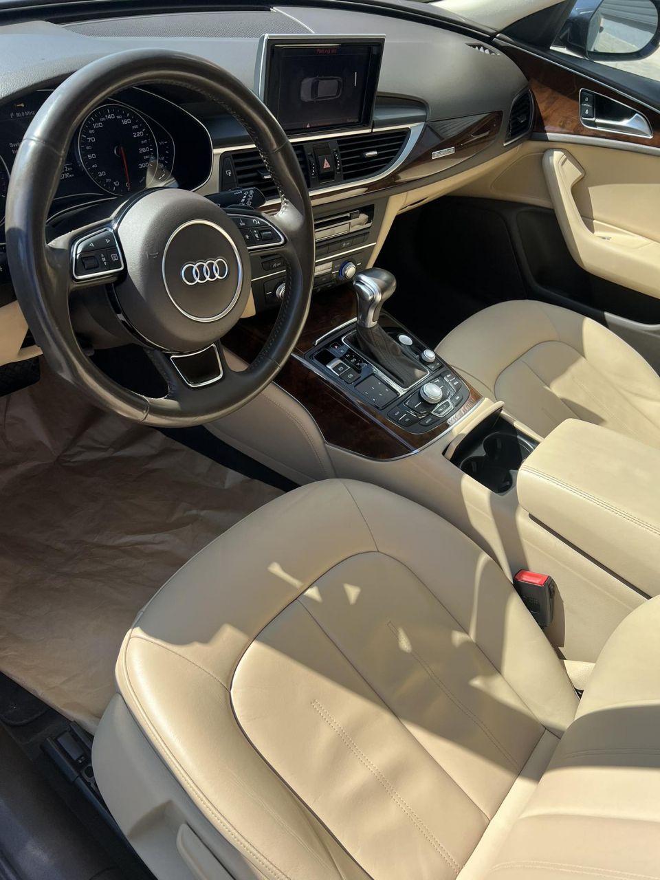 Audi A6 | 4