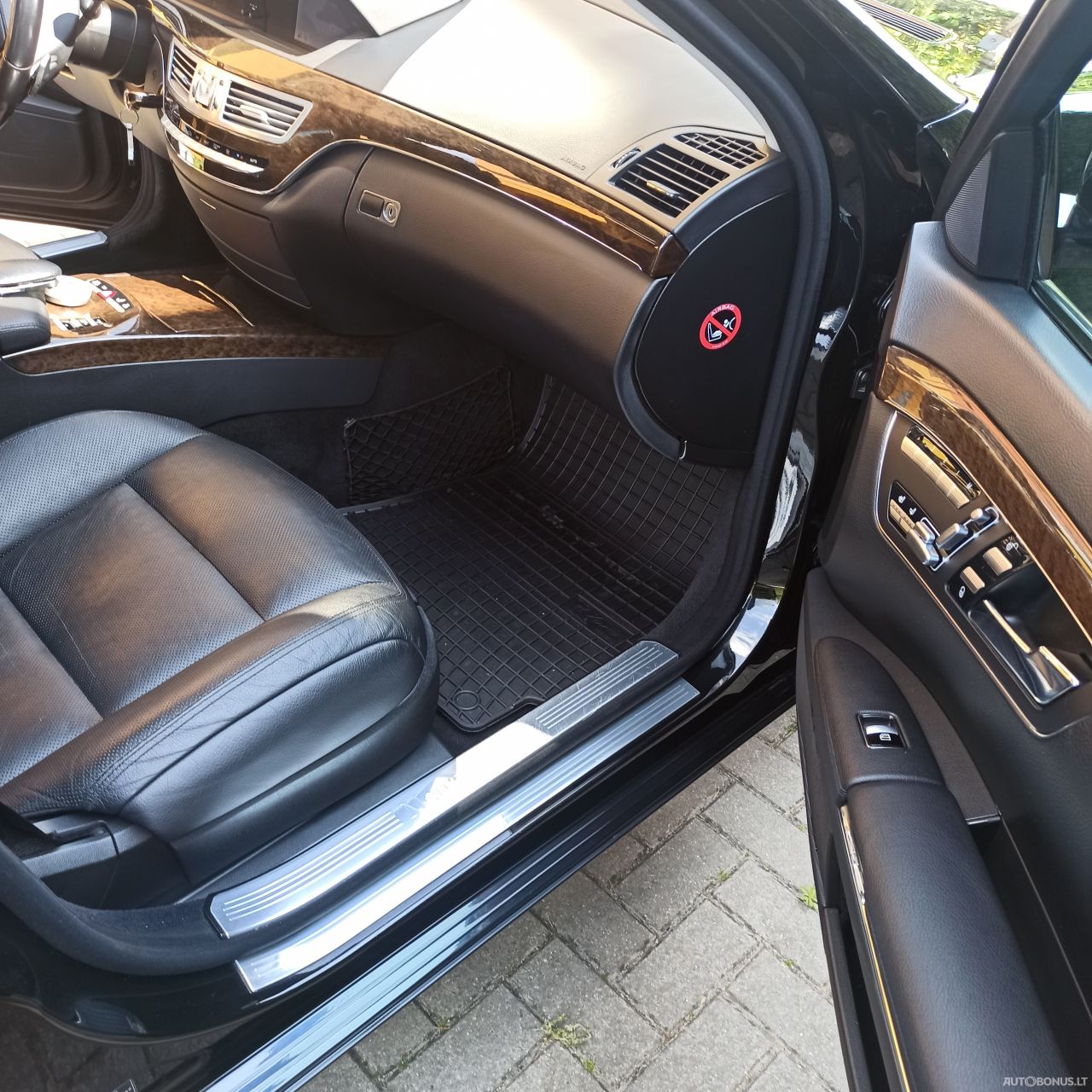 Mercedes-Benz S350 | 3