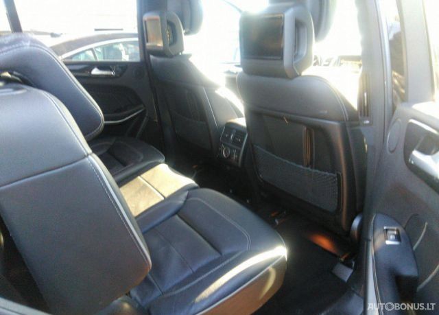 Mercedes-Benz GLS550 | 4