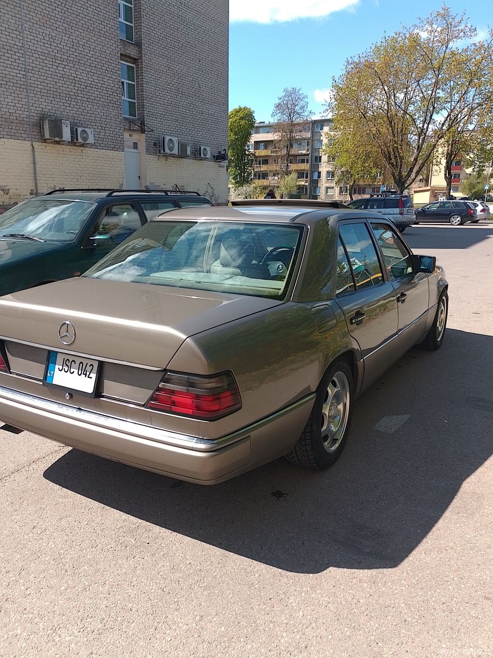 Mercedes-Benz 124 | 1