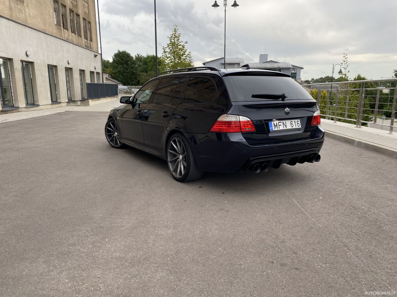 BMW 525 | 5