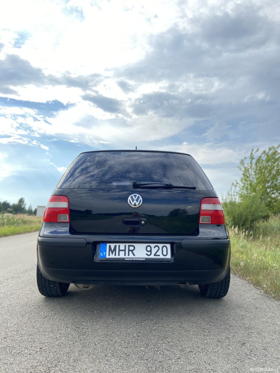 Volkswagen Golf | 4
