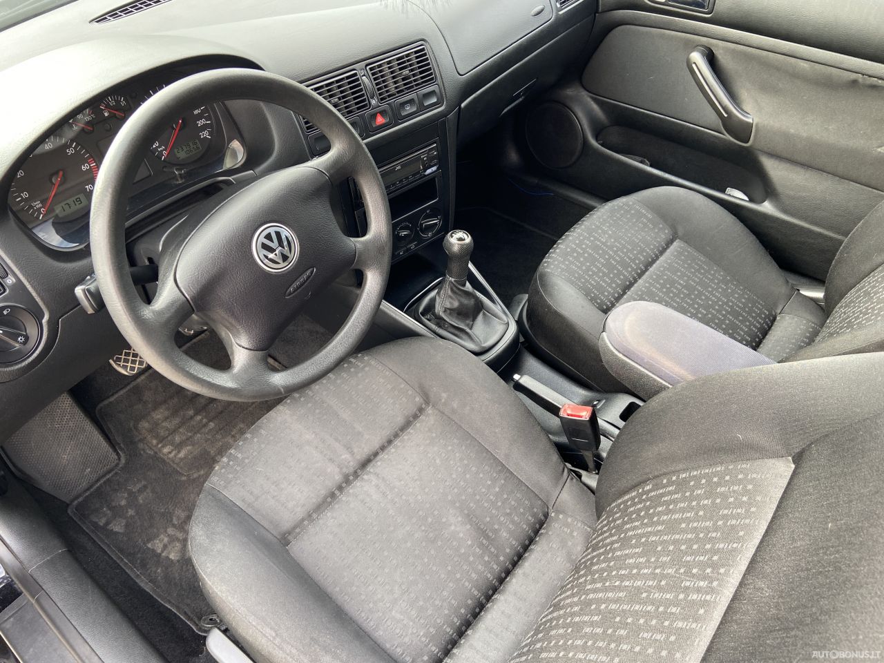Volkswagen Golf | 5