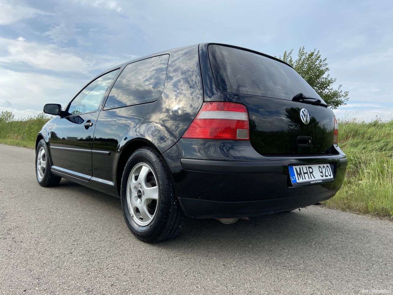 Volkswagen Golf | 6