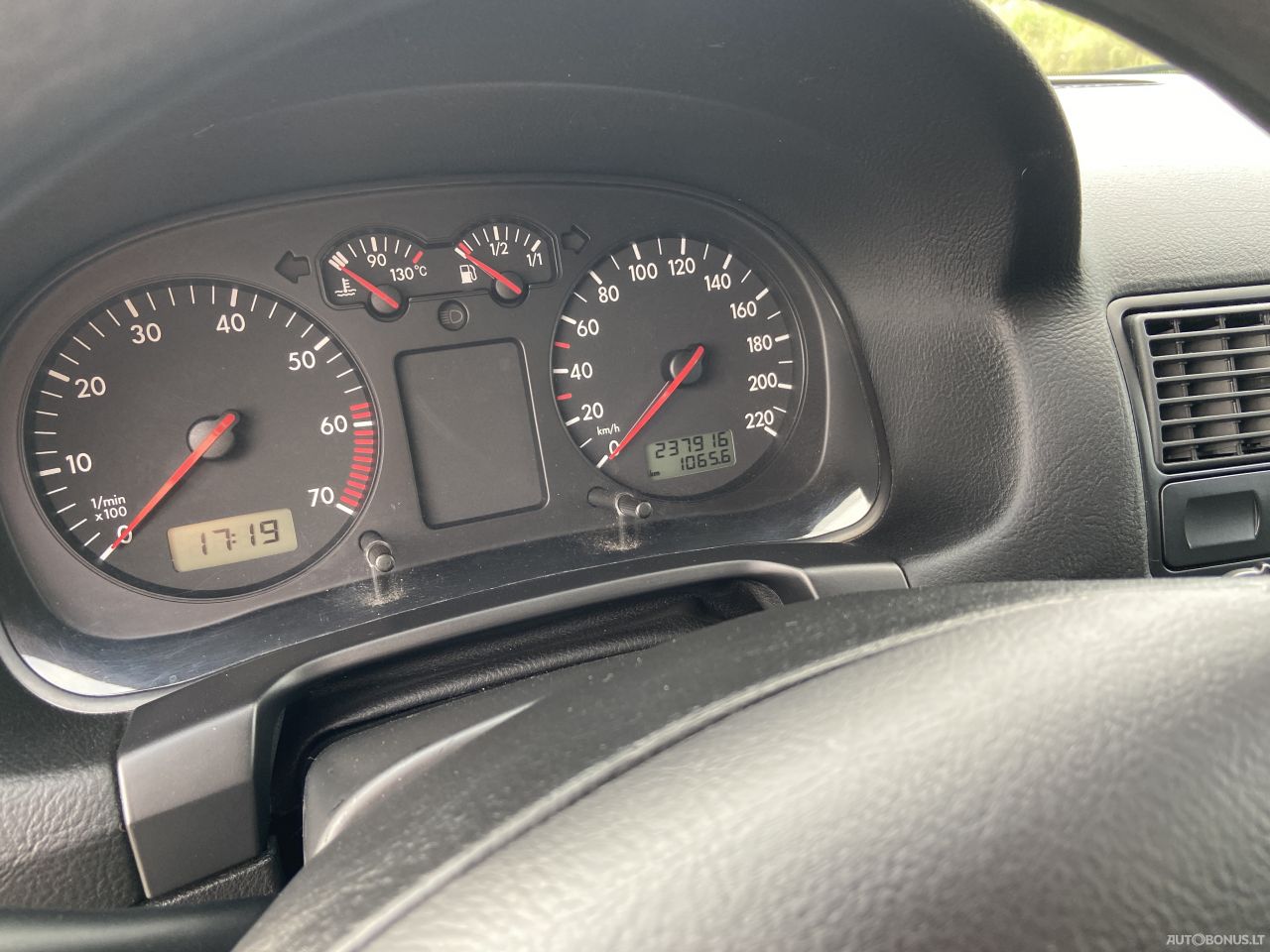 Volkswagen Golf | 8