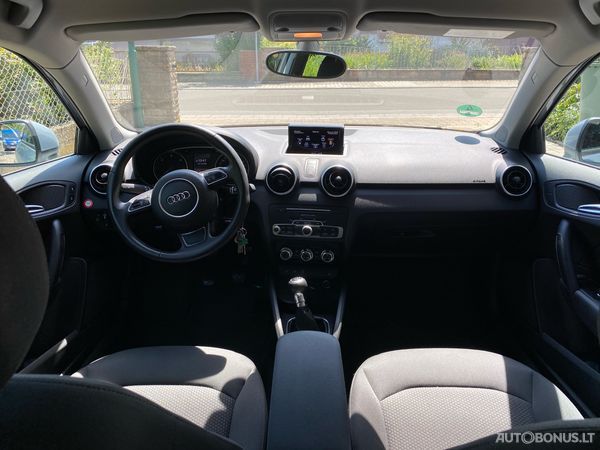 Audi A1 | 3